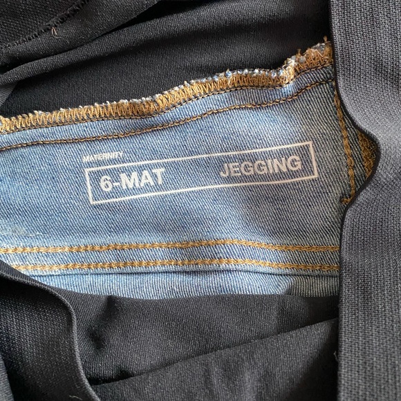 ❤️MATERNITY JEANS❤️ - Picture 5 of 8